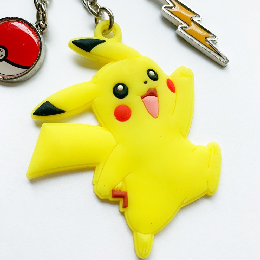 ✨POKEMON✨Multiple Pikachu Keychain/Key Ring - Picture 3 of 4